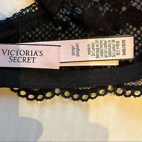 Victoria Secret plunge bra Black 34D lace trimmed underwire lightly padded - Picture 8 of 14